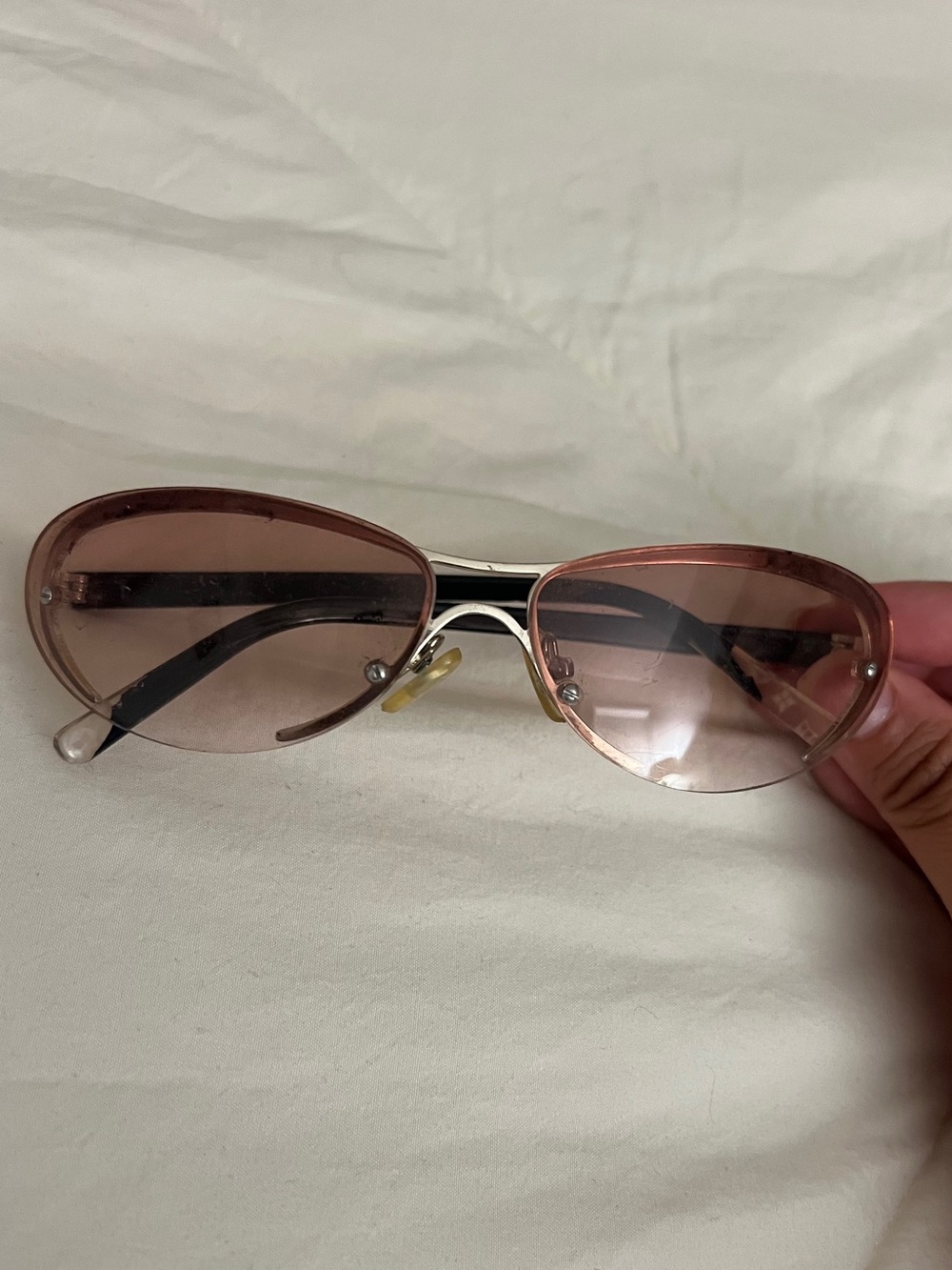 Pink Tinted Women's Sunglasses - Fashion Cat-Eye Style Y2K